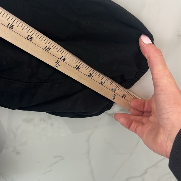 linen black peasant blouse - Picture 5 of 6